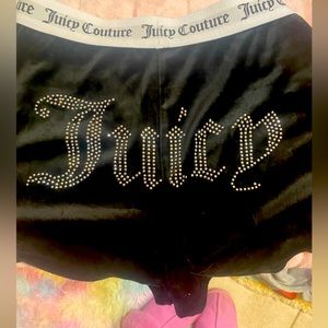 Juicy Couture Women’s Black Velour Sleepwear Booty Shorts Bling & Waistband Logo